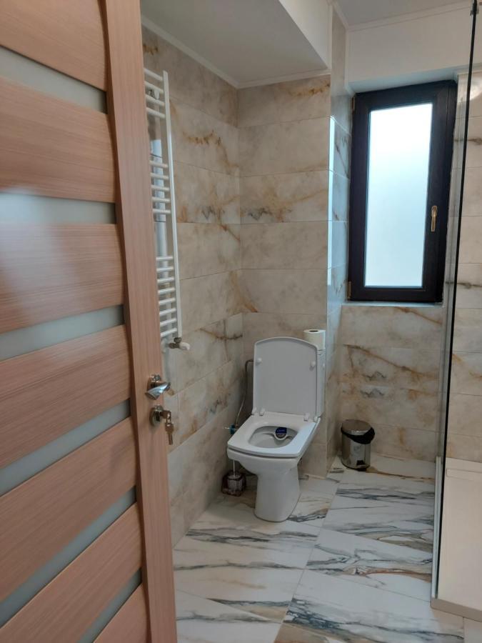 Bya Brown Apartment Valea Lupului  Ngoại thất bức ảnh