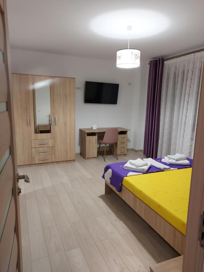 Bya Brown Apartment Valea Lupului  Ngoại thất bức ảnh
